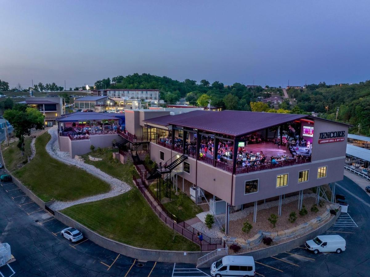 The Resort At Lake Of The Ozarks Exterior photo