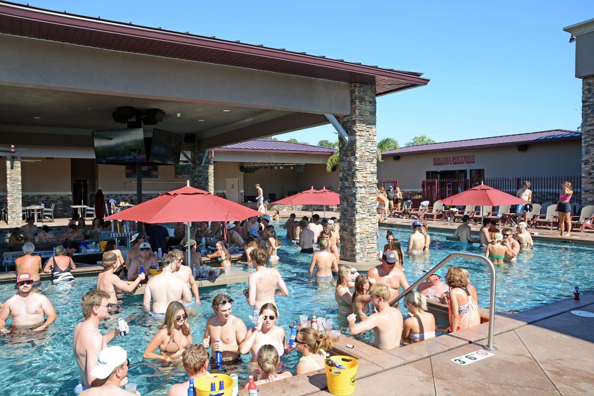 The Resort At Lake Of The Ozarks Exterior photo