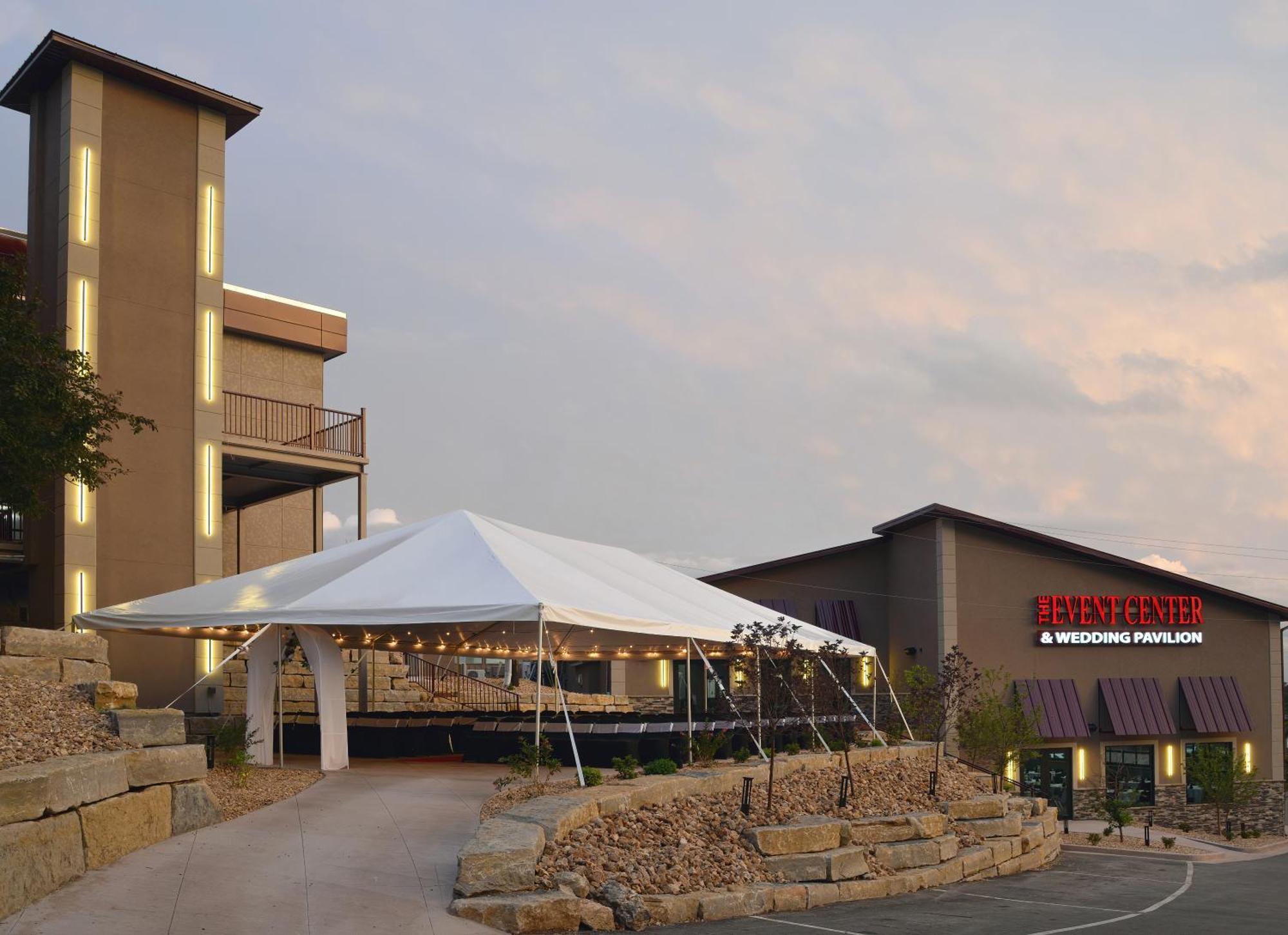 The Resort At Lake Of The Ozarks Exterior photo