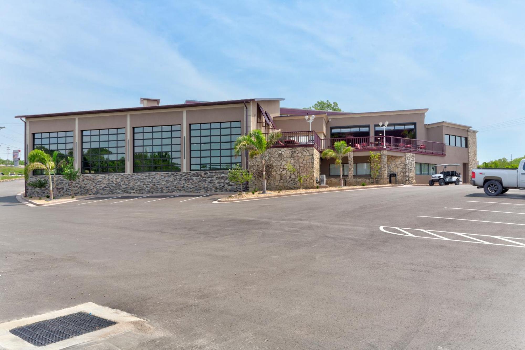 The Resort At Lake Of The Ozarks Exterior photo